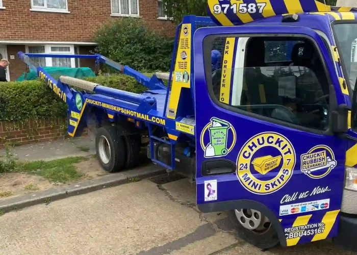 mini skip hire
